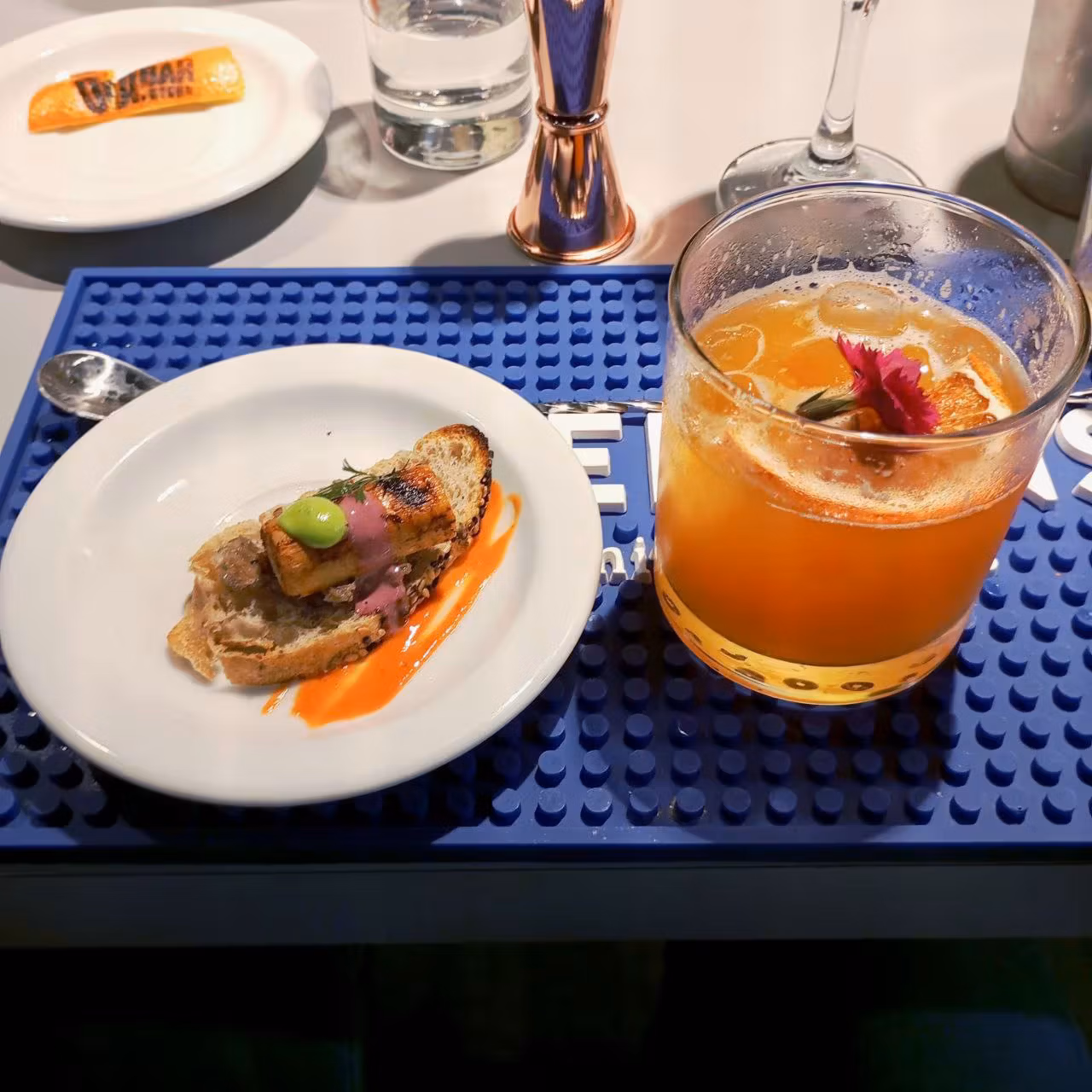 Peruvian Punch servido